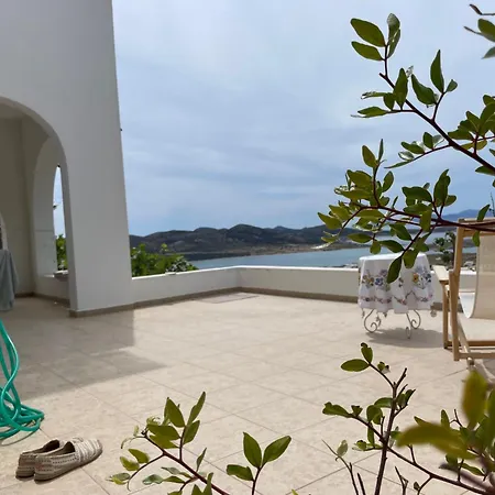 Feriehus Blue Agios Georgios (Antiparos)